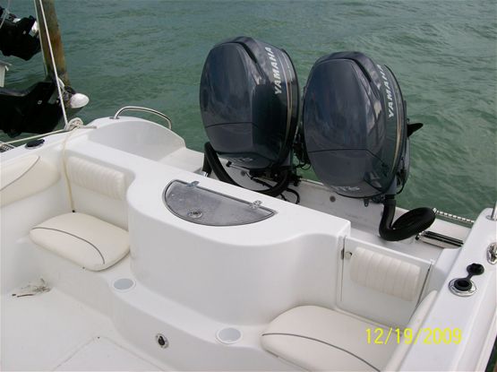 2010  25ft SeaChaser CC Boat Rental